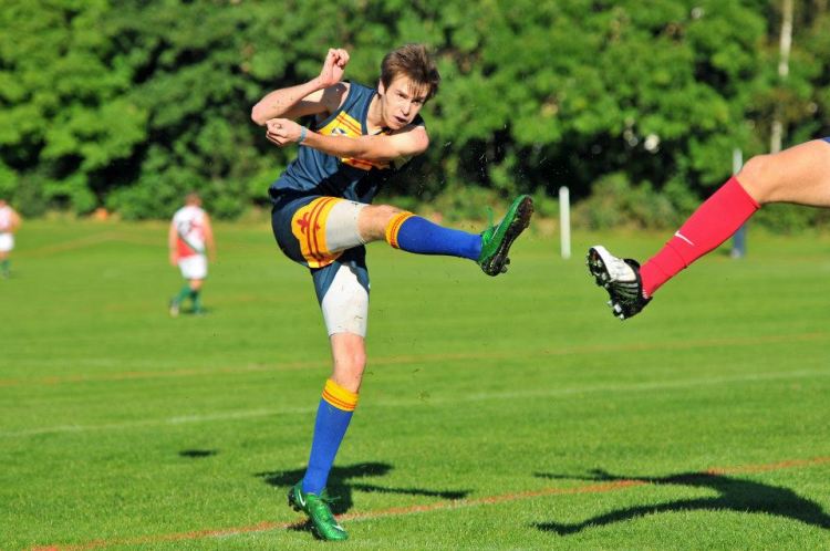 319071_486197238067437_1848042029_n