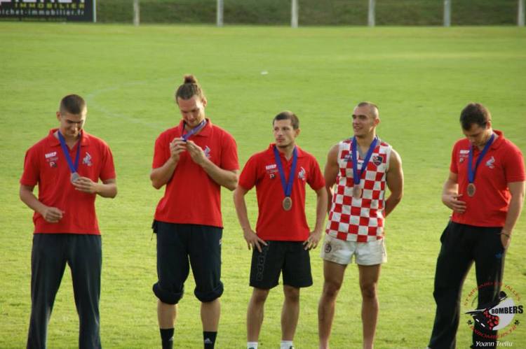 598620_646709758682850_997431990_n